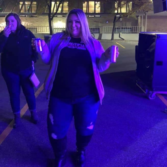 Meet your Posher, Paige - Picture 2 of 2